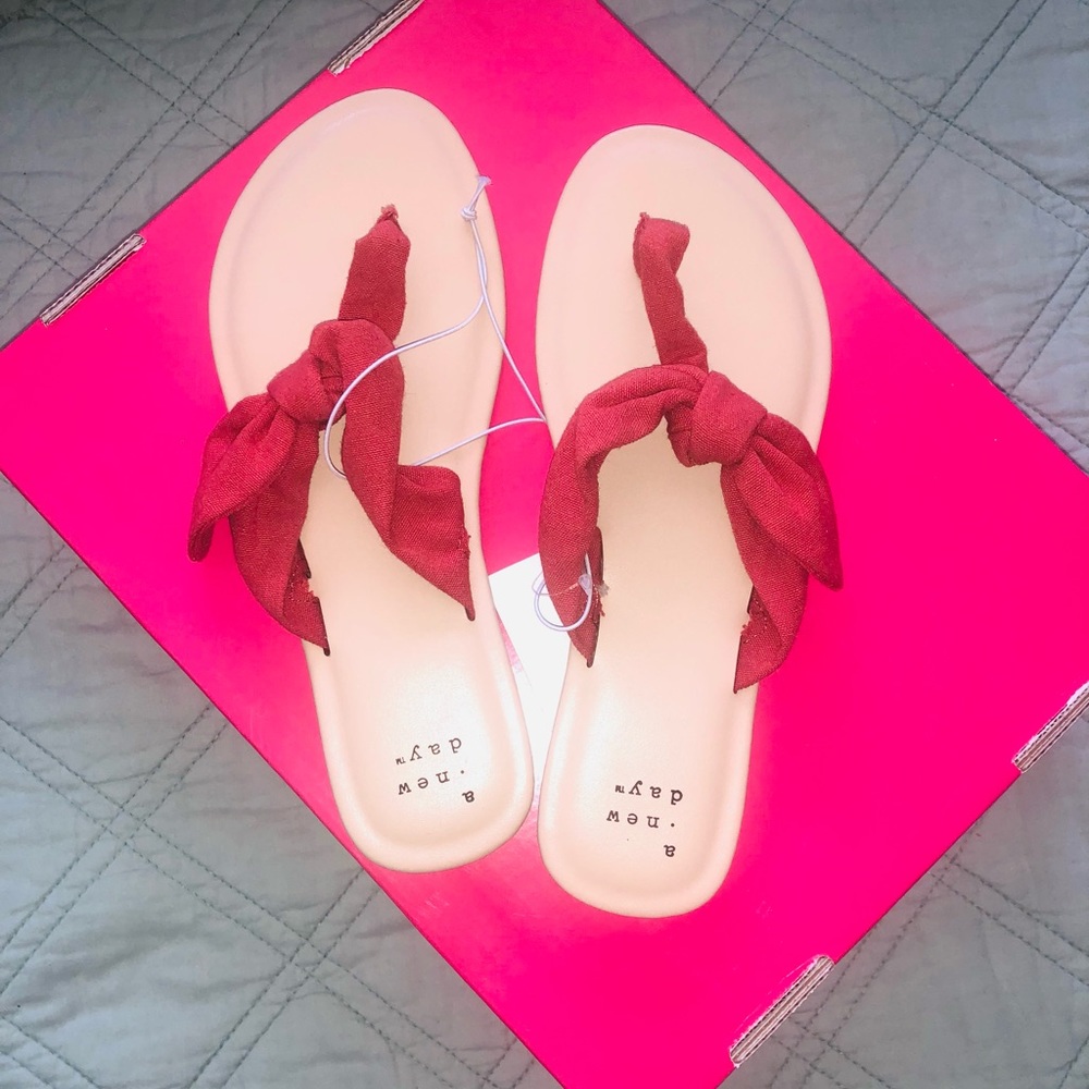 A New Day Sandals - Picture 2 of 3